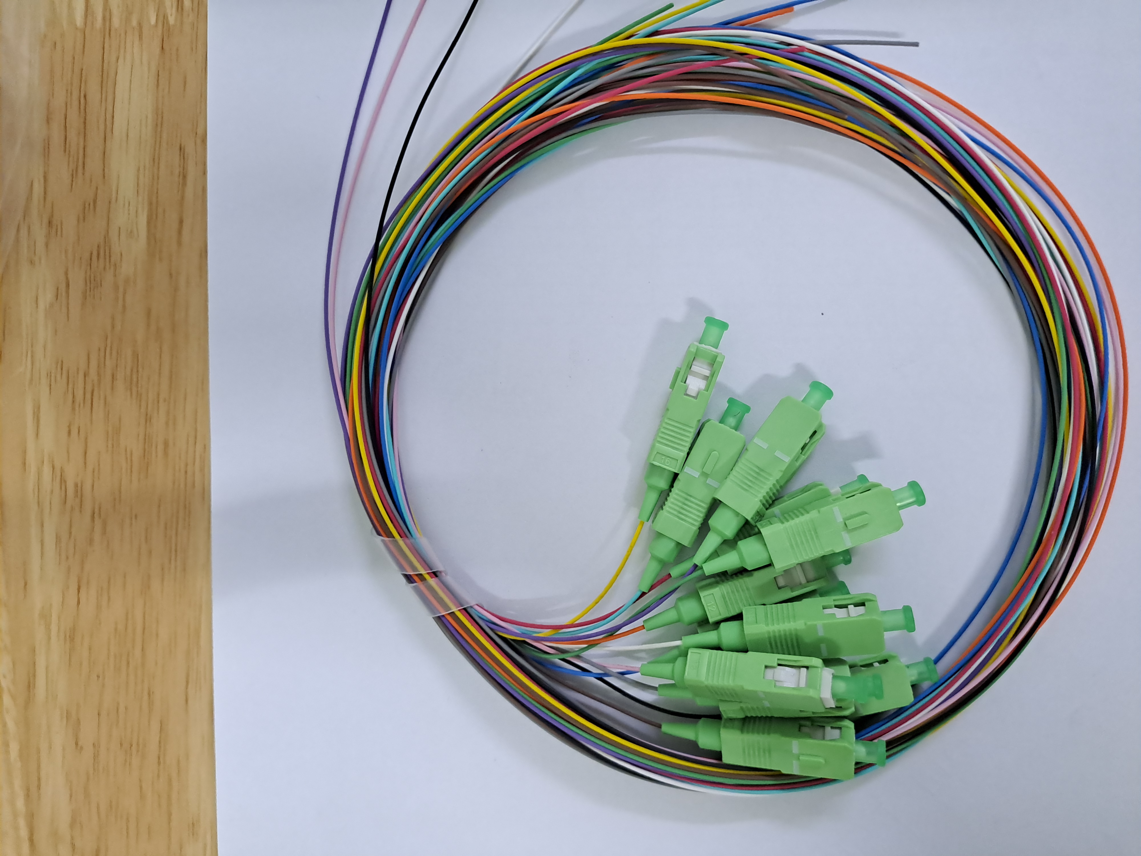 12 dây pigtail SC/APC, 12 màu giá chưa vat