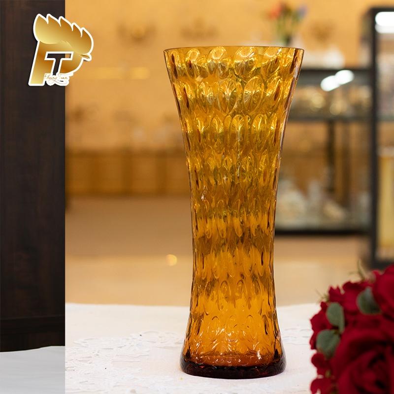 LỌ HOA PHA LÊ MÀU VÀNG DÀNH CHO NGƯỜI MỆNH THỔ