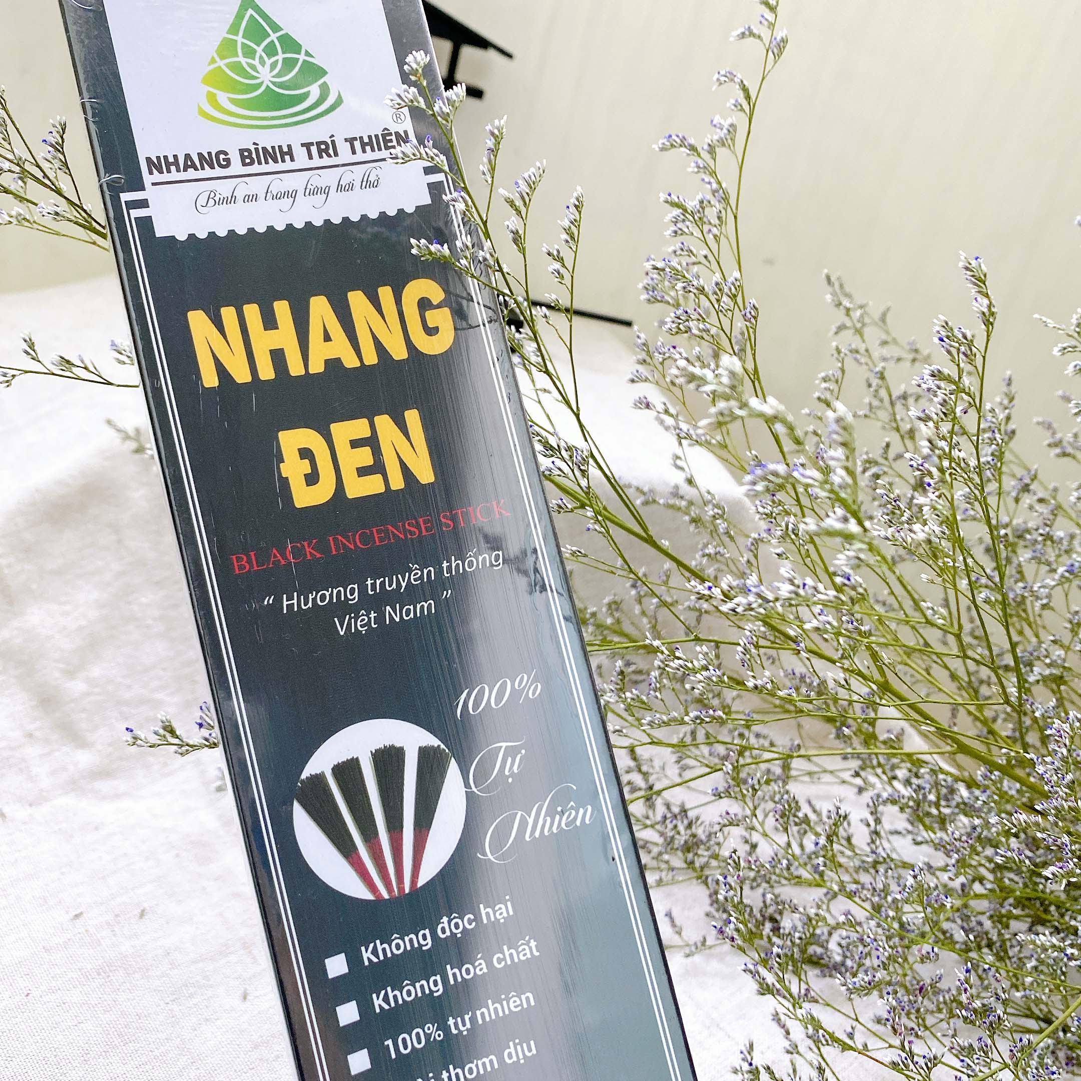 Nhang Đen Truyền Thống Thơm ngát, 100% tự nhiên loại 100 thanh 4 tấc Thương Hiệu Bình Trí Thiện