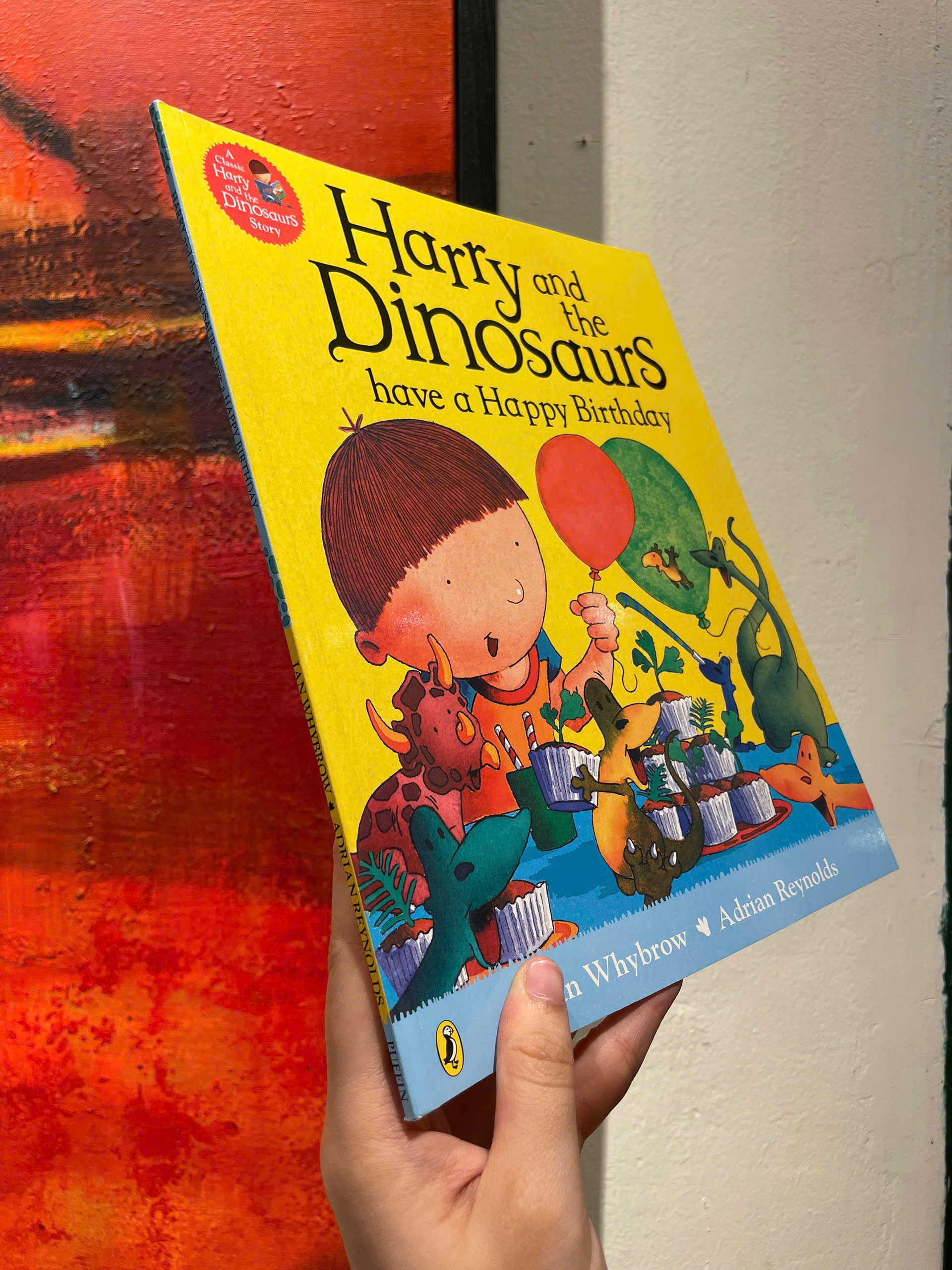 Harry &amp; the Dinosaurs Have a Happy Birthday by Ian Whybrow - Children Picture book in English