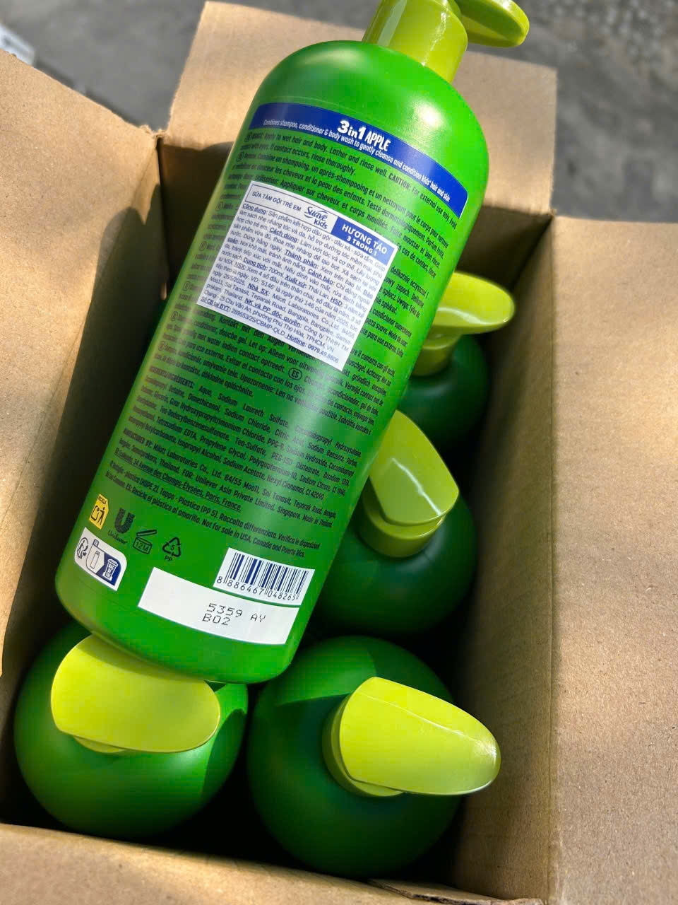 Sữa tắm gội xả 3in1 Suave Kids 700ml hương Táo dành cho em bé