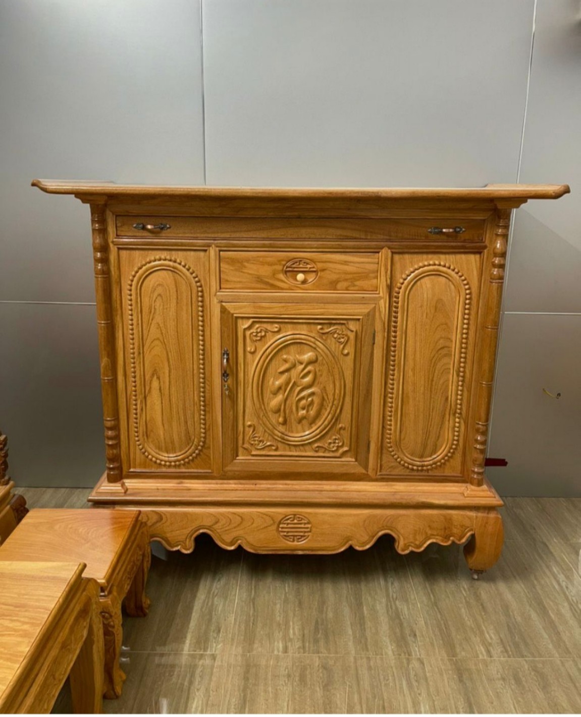 Tủ thờ gỗ gõ đỏ ,tủ thờ gia tiên ngang 1m75 và 1m97