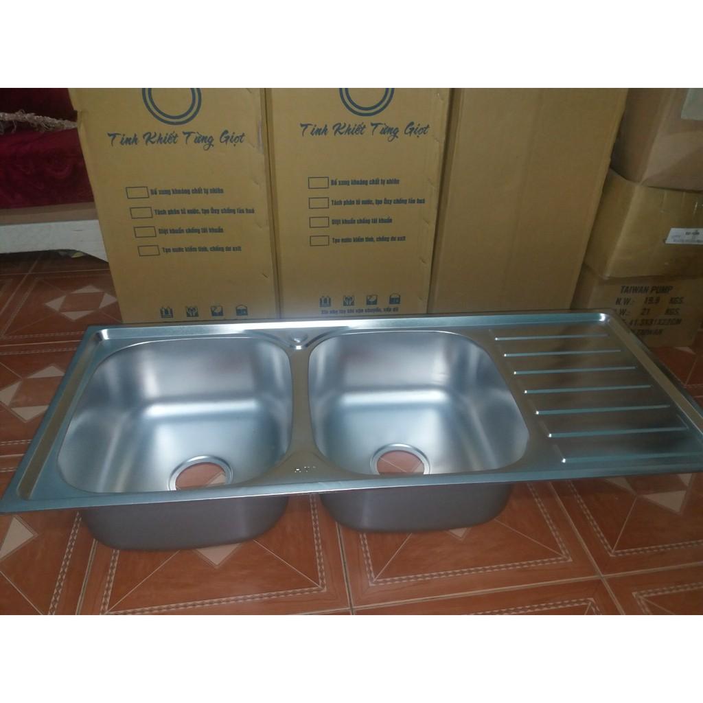 COMBO CHẬU RỬA CHEN 2 HỘC ,1 CÁNH +VÒI INOX 304+DÂY CÂP NƯỚC NHỰA