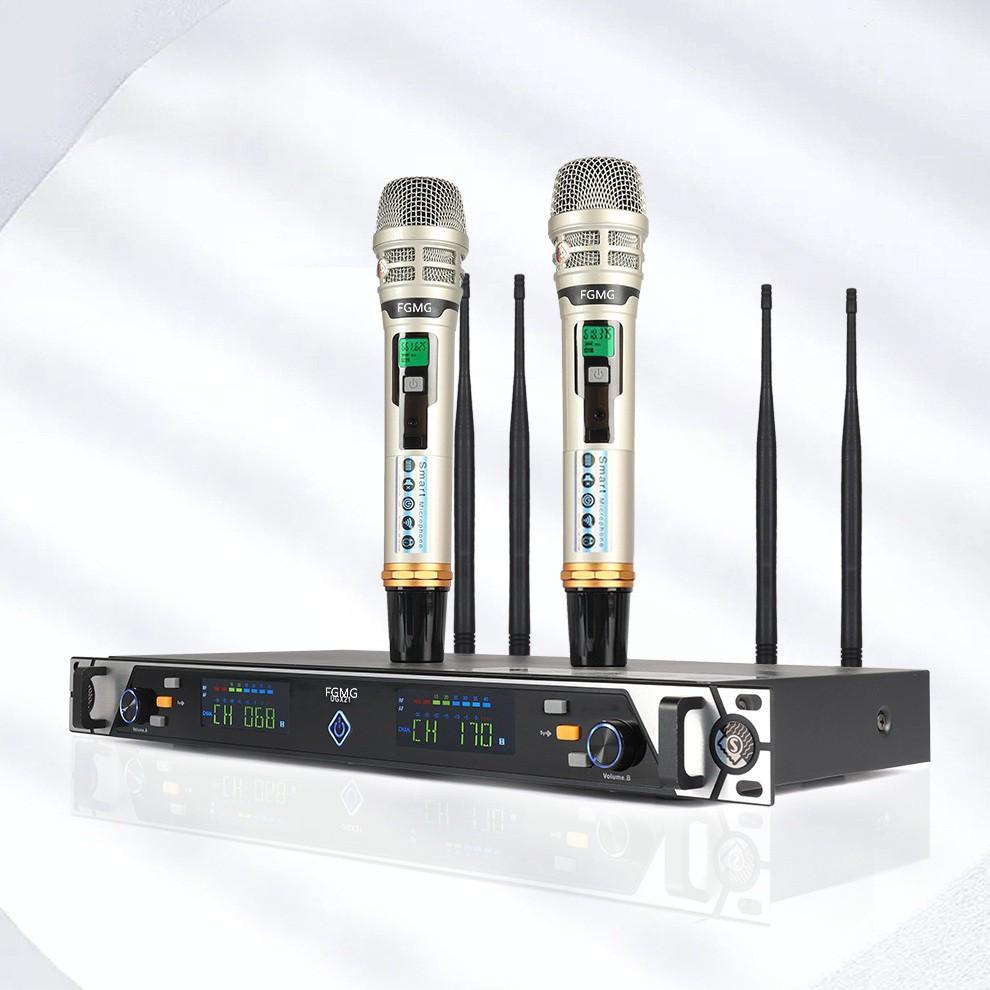 CTY MẠNH TIẾN MICRO KARAOKE UGX21 - 4 RÂU SÓNG CỰC KHOẺ(BẢO HÀNH 12 THÁNG)