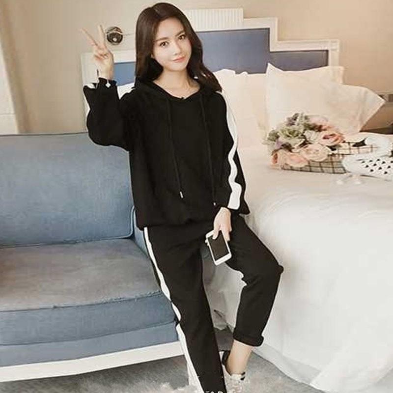 Set áo Hoodies tay dài + quần dài cho phái nữ