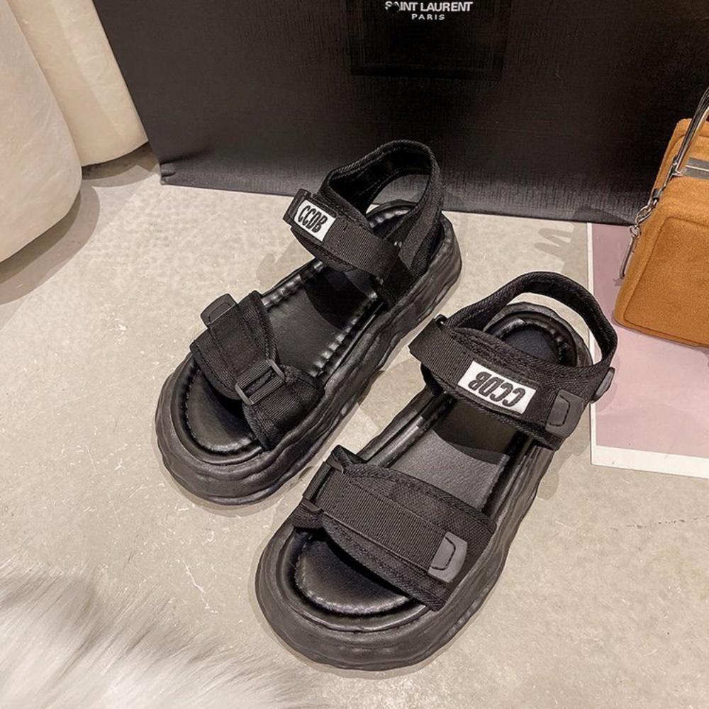 Giày Sandal Nữ MWC 2944 - Giày Sandal Đế Bánh Mì Cao 4cm Siêu Hack Dáng Với 2 Quai Ngang Cá Tính Thời Trang