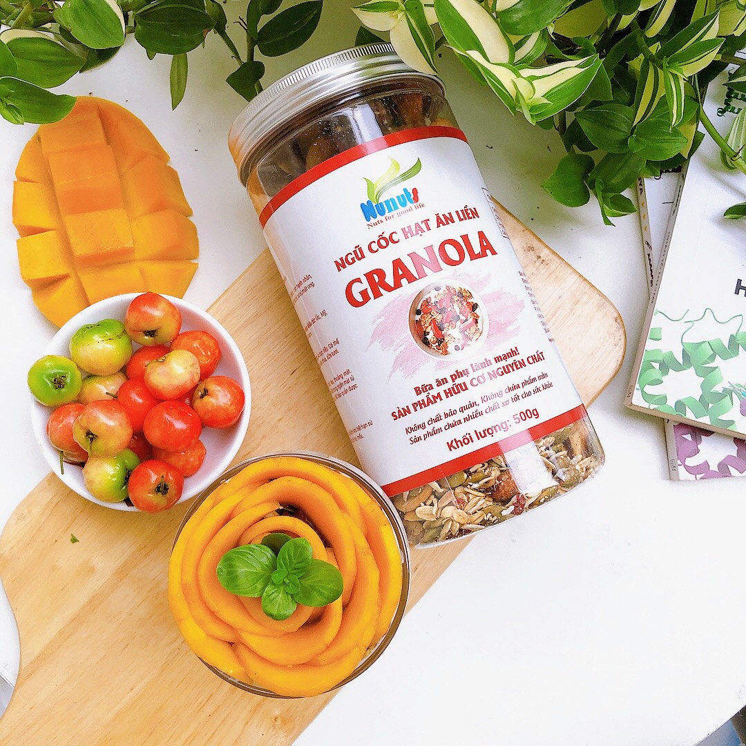 Granola siêu hạt macca úc Nunuts với 10% yến mạch là ngũ cốc ăn liền dành cho bà bầu, người muốn tăng giảm cân nặng