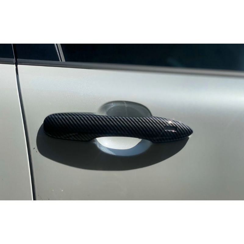 Ốp tay nắm, hõm cửa carbon xe Toyota Corolla Cross 2020- 2021-2022-2023 vân Cacbon cao cấp