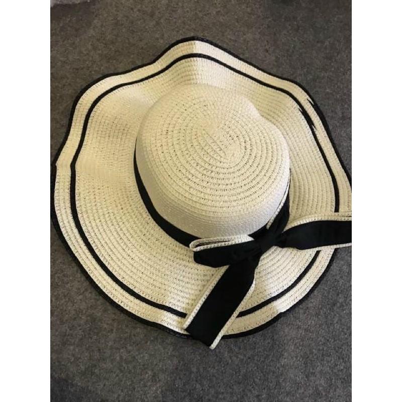 MŨ ĐI BIỂN RỘNG VÀNH ĐÍNH NƠ