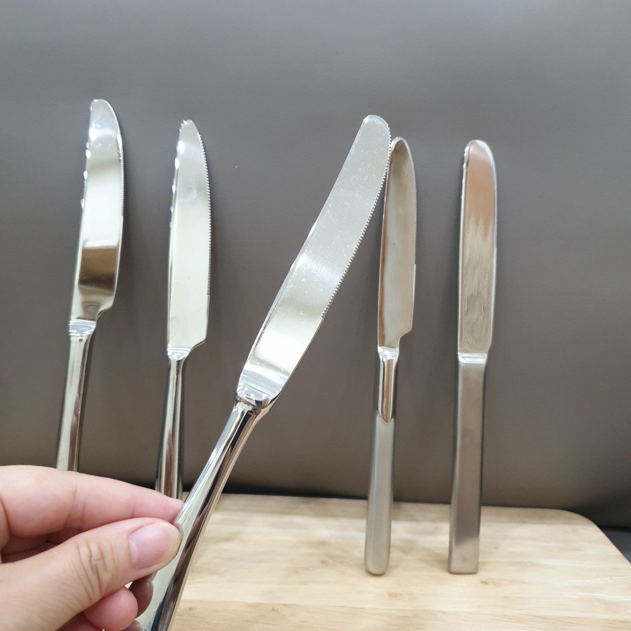 Dao Ăn Bít Tết Bằng Thép Không Gỉ Cao Cấp