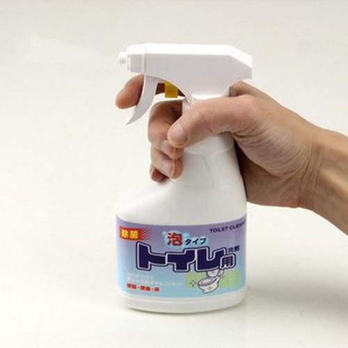 Chai xịt vệ sinh bồn cầu 300ml Rocket Nhật Bản