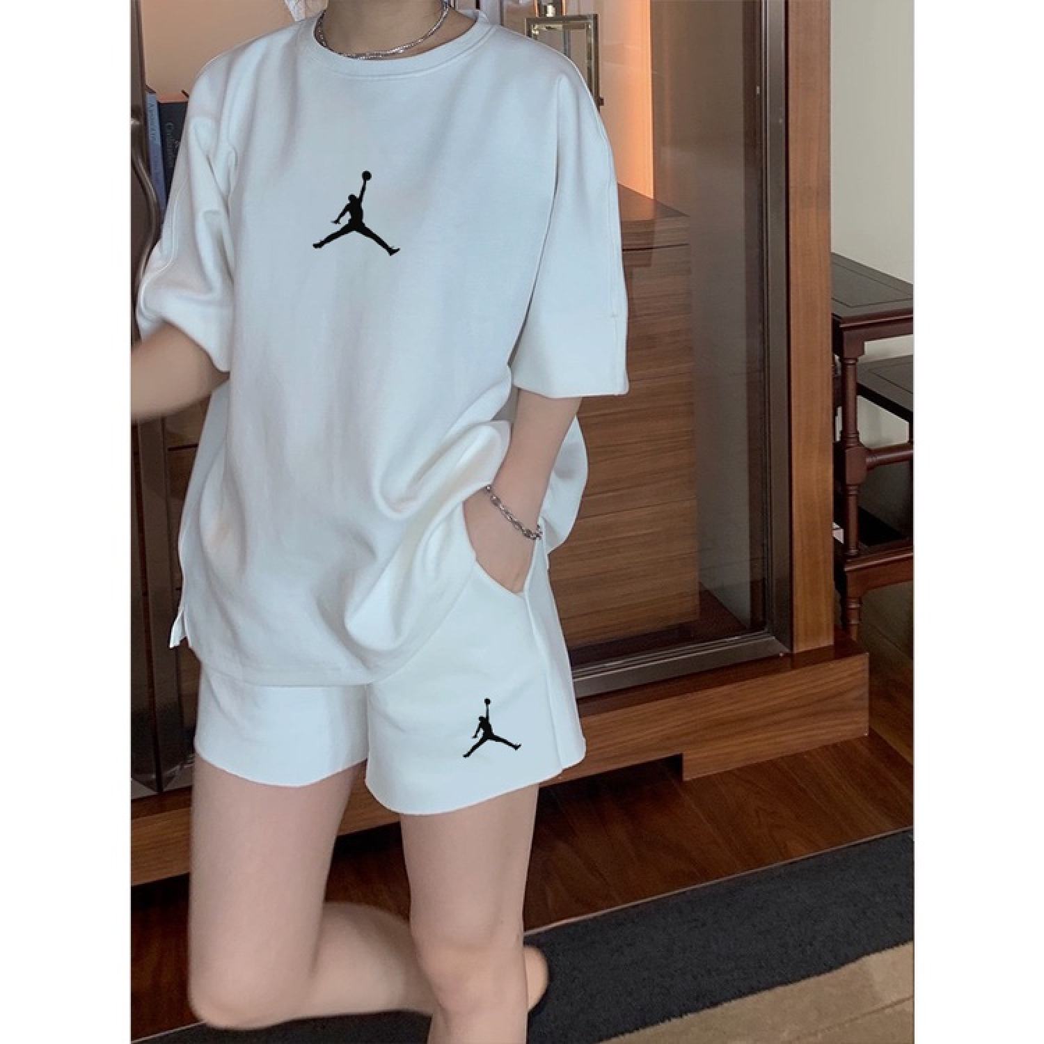 Đồ Bộ Thun JD Cao Cấp Chất Cotton Thấm Hút Mồ Hôi Siêu Xịn Unisex