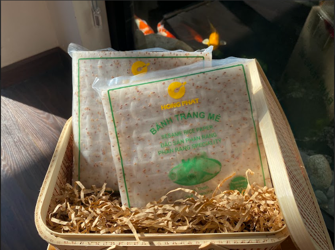 Thùng bánh tráng cuốn 400g/gói (Bánh tráng mè Hồng Phát, bánh tráng cuốn mè đặc sản Phan Rang)