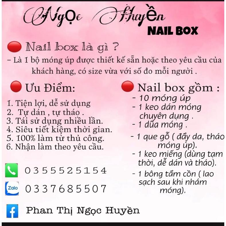 Nail box trắng charm  nơ sang xịn