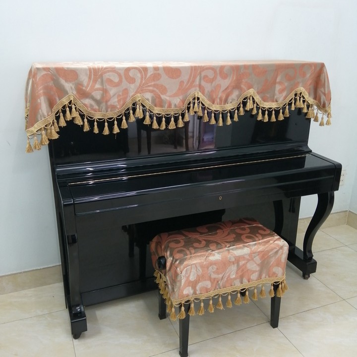 KHĂN PHỦ ĐÀN PIANO CÓ PHỦ GHẾ MÀU CAM ĐẤT TUA RUA SANG TRỌNG