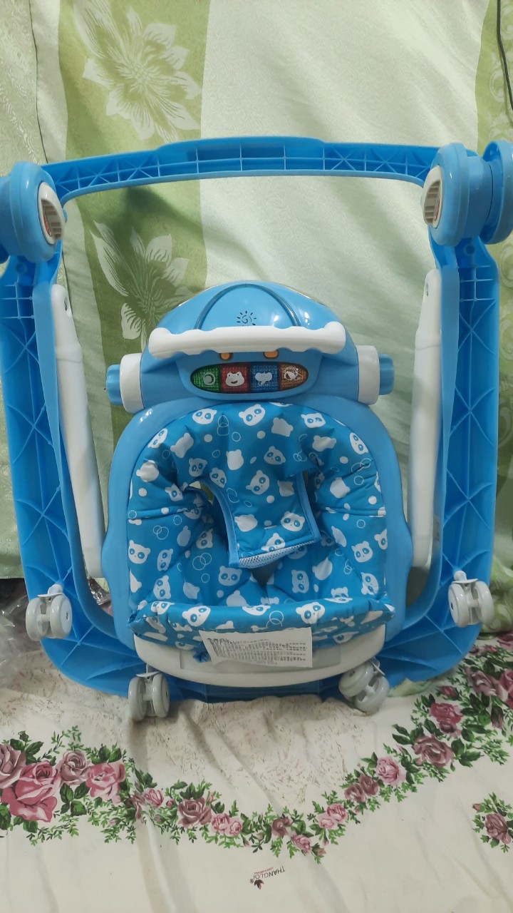 Xe tập đi kiểu mới gấp gọn cho bé trai,gái có đèn nhạc