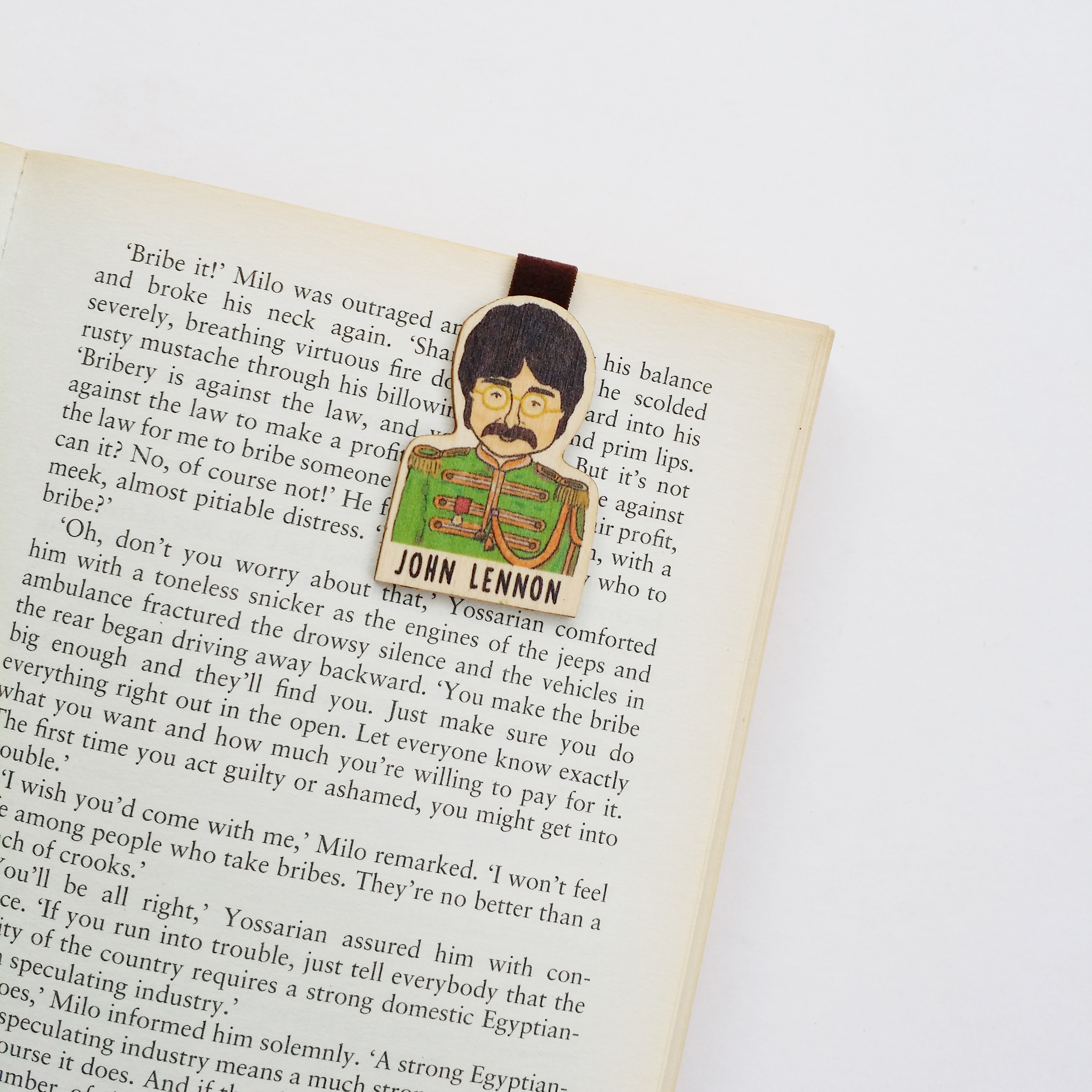 Bookmark gỗ nam châm John Lennon nhóm Beatles BO021