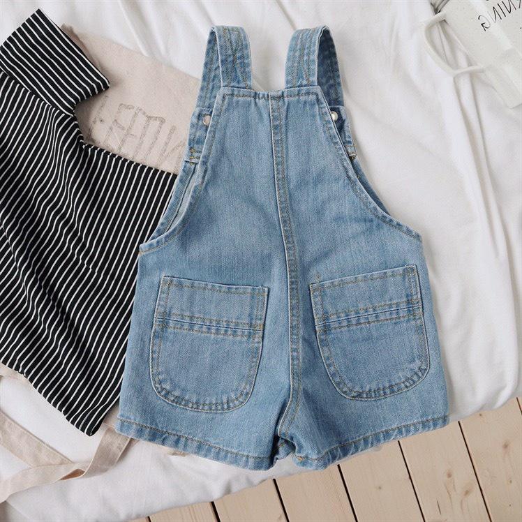 Yếm short jean ngắn 2 túi đắp cho bé Y598