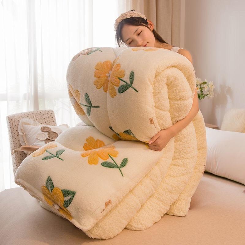 Chăn lông Cừu dày nặng , Chăn Bông siêu Mị , Cực Ấm