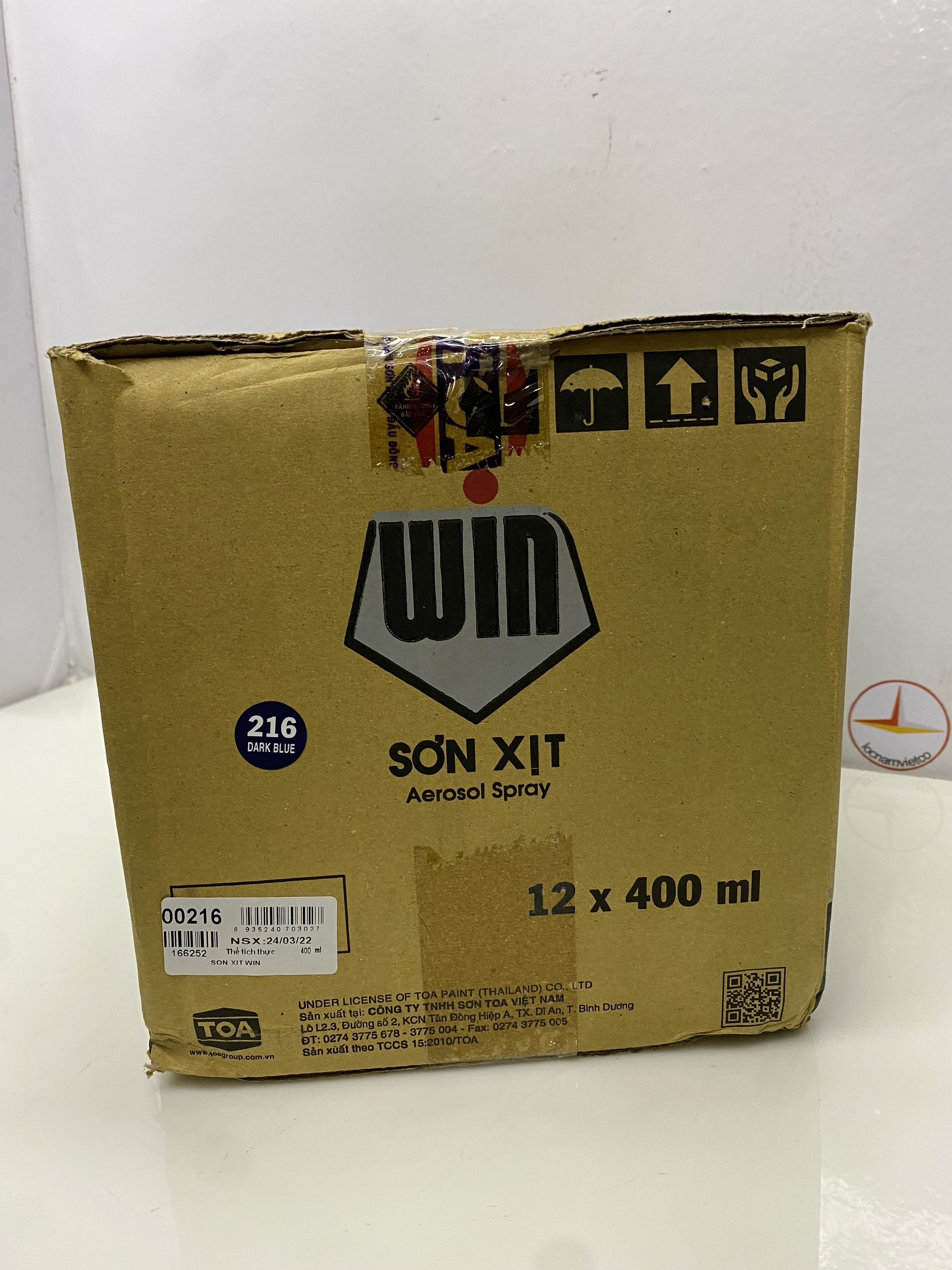 Sơn xịt Win màu đen mờ 212 400ml