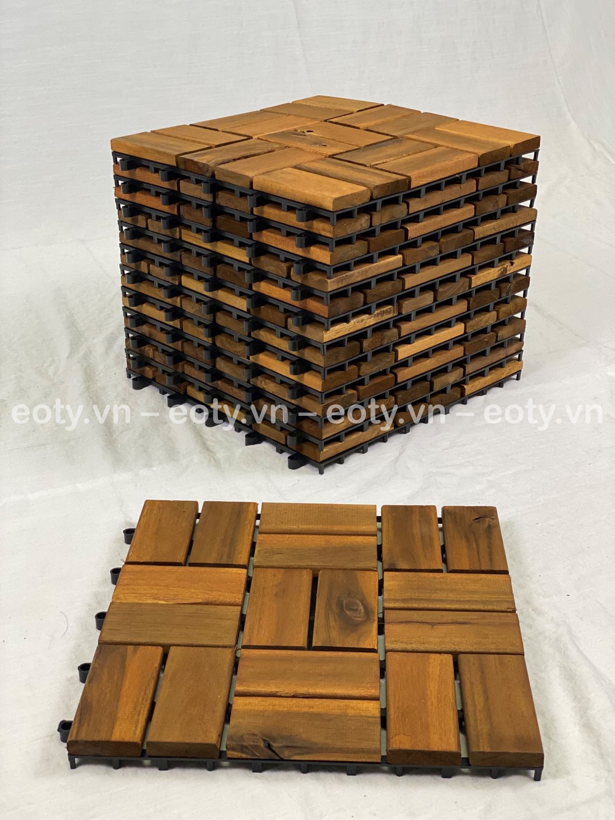 Combo 12 tấm vỉ nhựa sàn gỗ lót ban công, sân vườn, nhà tắm - Vỉ lót sàn Eotygroup 18 nan