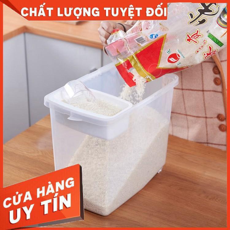 Thùng gạo 5kg nắp bật có bánh xe