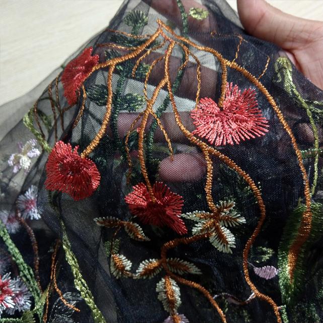 Đầm dạ hội thiêu hoa mẫu mới sang trọng