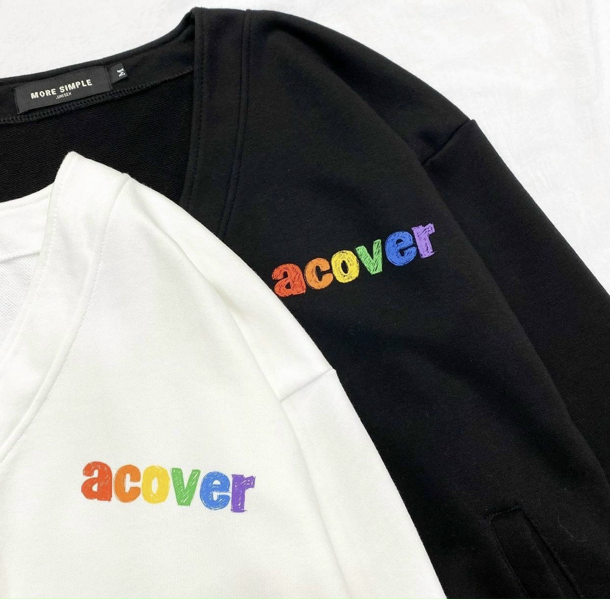 Áo khoác bomber nỉ nút