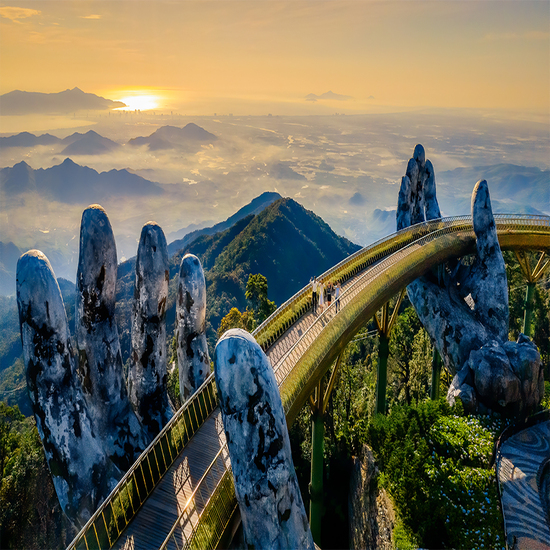 Đà Nẵng–Bà Nà–Hội An–La Vang-Động Phong Nha–Làng hương Thủy Xuân-An Định Cung-Huế