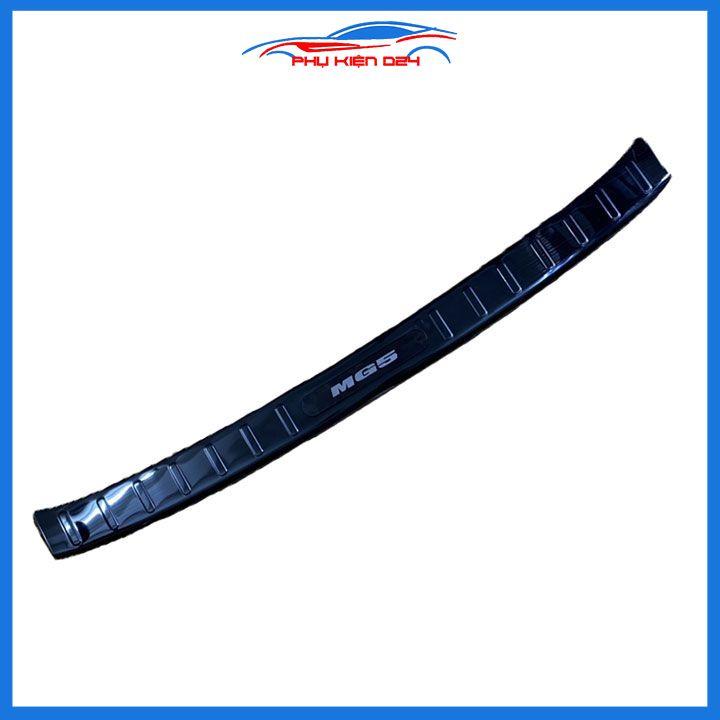 Ốp chống trầy cốp ngoài MG5 2021-2022-2023 vân titan bảo vệ trang trí xe