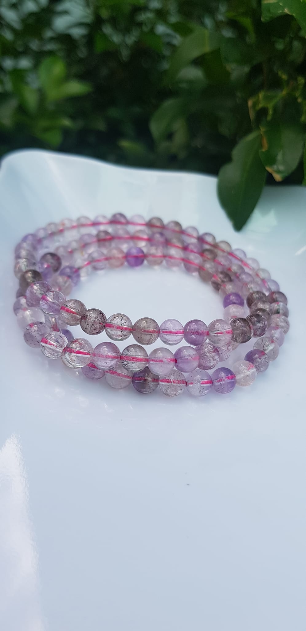 Vòng Tay phong thủy Đá Super Seven tự nhiên bóng đẹp Size vòng hạt 6mm kiểu quấn tay 3 vòng đẹp lắm ạ Super Seven màu tím tím trắng bóng thiệt là đẹp ạ