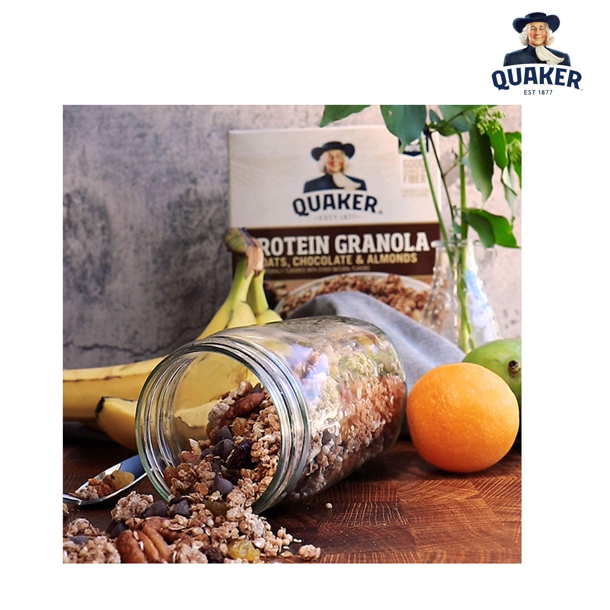 Yến mạch Simply Granola Quaker - Ngũ cốc yến mạch ăn liền mật ong hạnh nhân