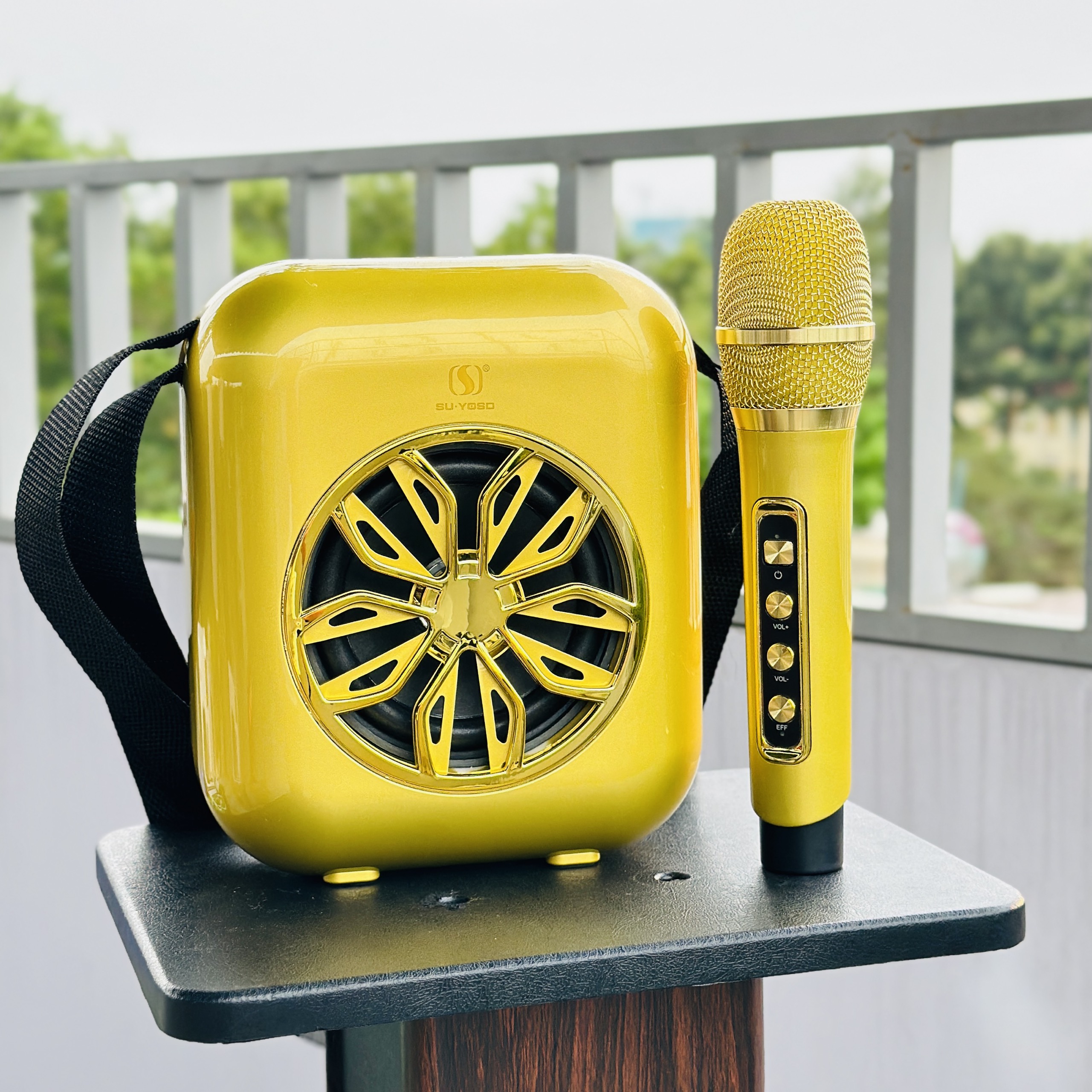 LOA KARAOKE DI ĐỘNG A20 KÈM 1 MICRO KHÔNG DÂY - HÀNG NHẤP KHẨU