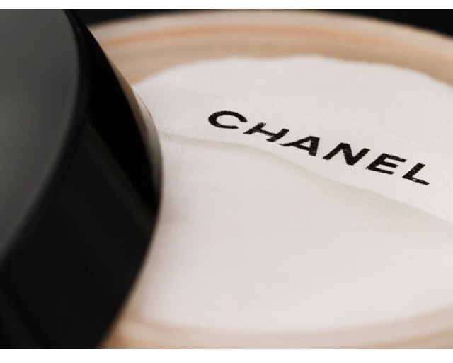 Phấn bột Chanel Natural Finish loose powder