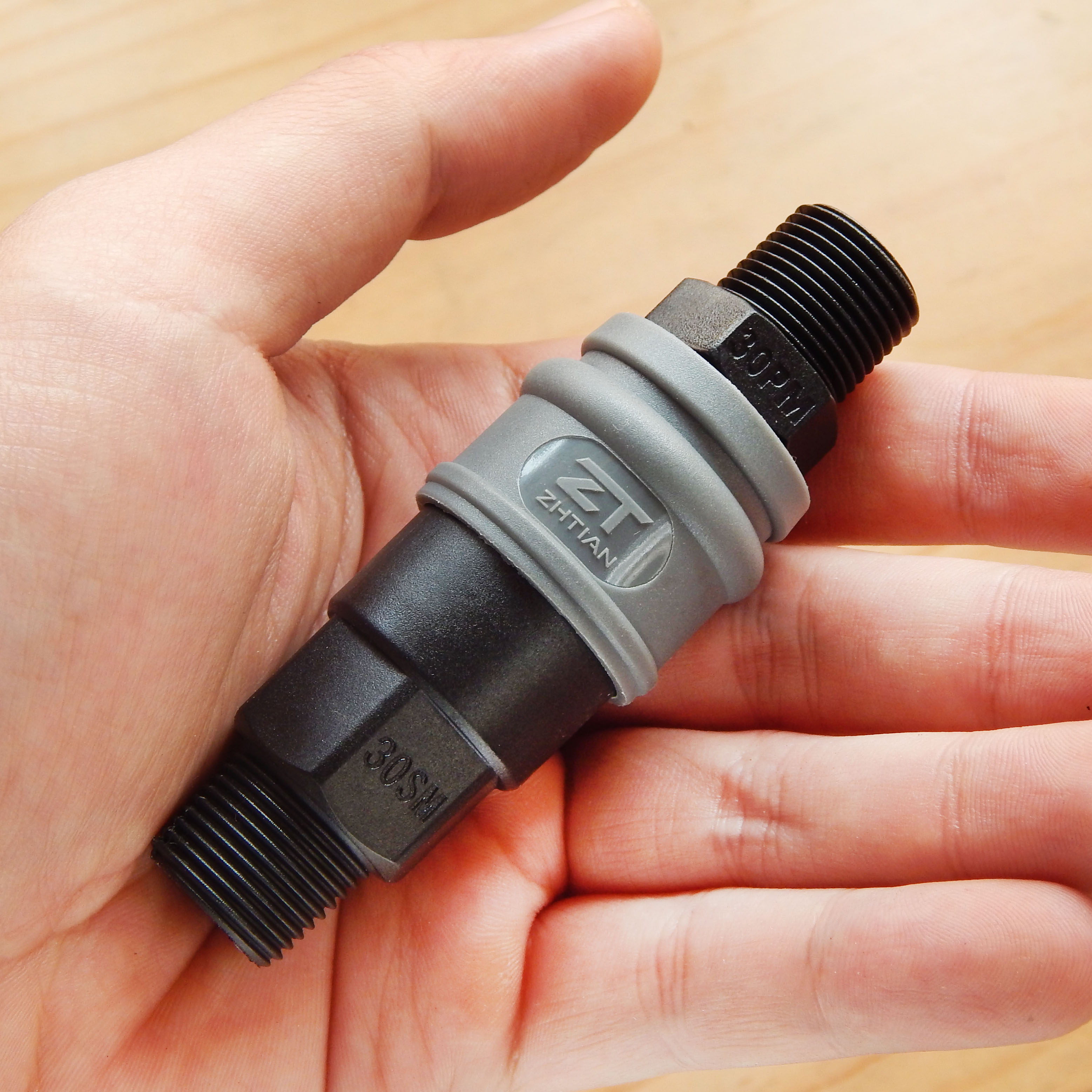 Bộ khớp nối nhanh khí nén ren ngoài 13mm/ 17mm/21mm bằng nhựa nguyên sinh chịu áp nén cao 15kgf/cm2
