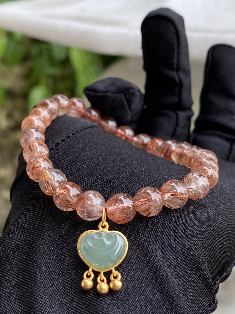Vòng đá đá Thạch anh tóc đỏ mix charm Ngọc Phỉ Thuý hình Khánh như ý cát tường