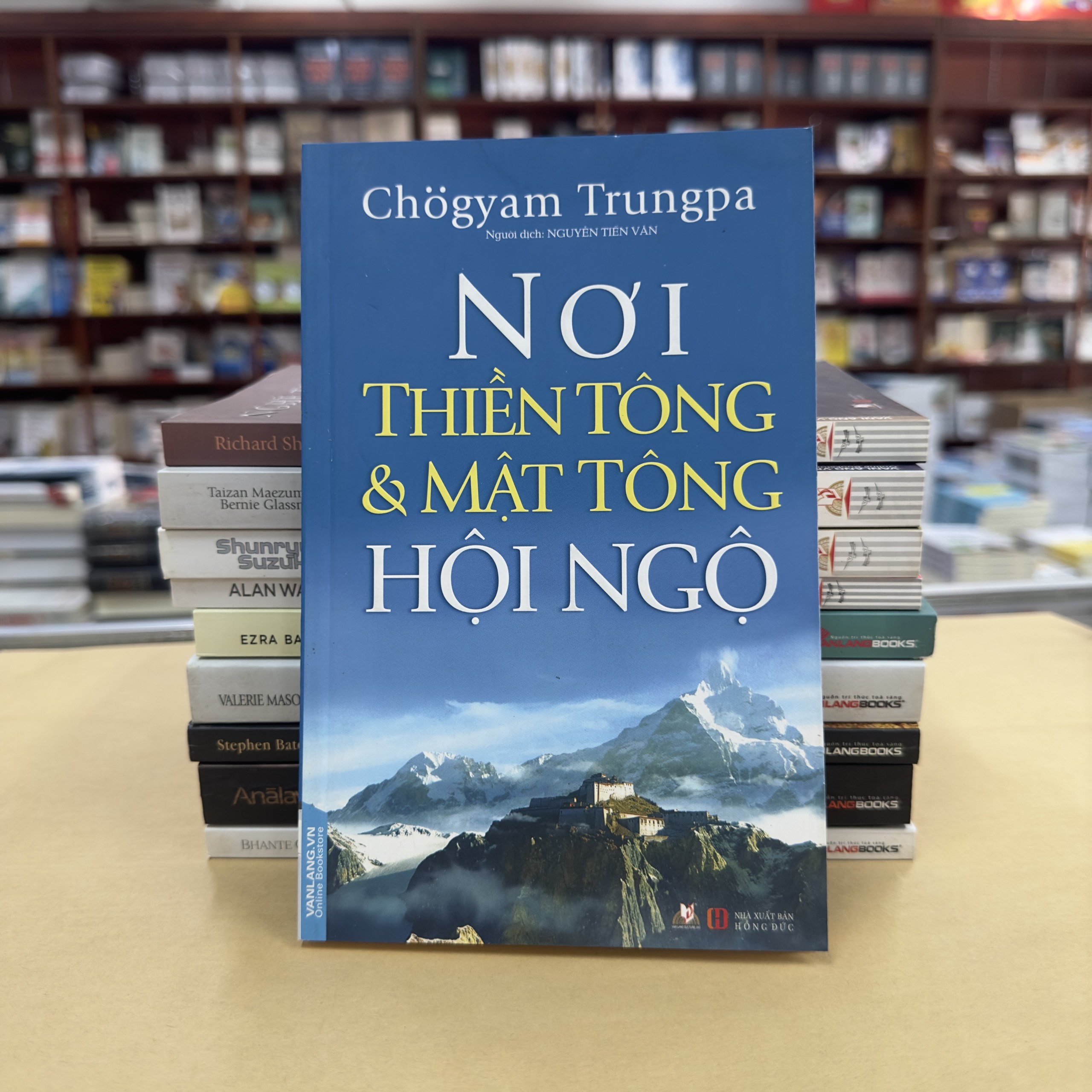 Sách Nơi Thiền Tông Và Mật Tông Hội Ngộ