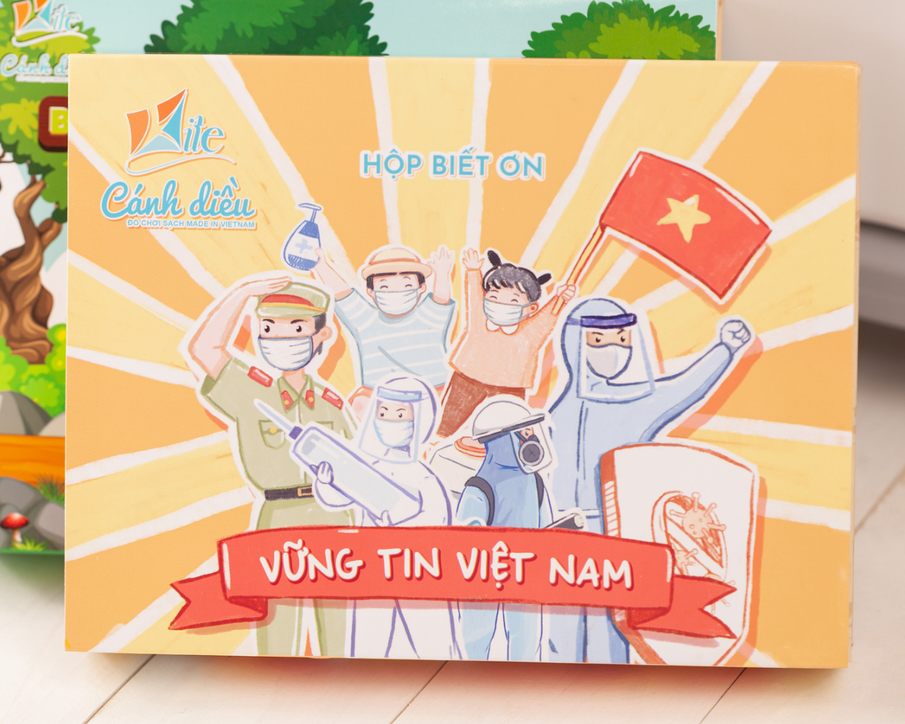 Thẻ trò chơi tư duy - Hộp biết ơn - Vững tin Việt Nam - Đồ chơi trí tuệ cho bé từ 5 tuổi