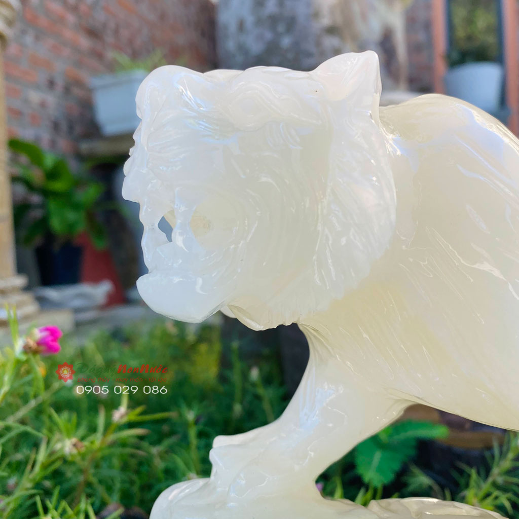 Tượng đá cọp 12 con giáp phong thủy đá ngọc Pakistan 19cm - đá Non Nước