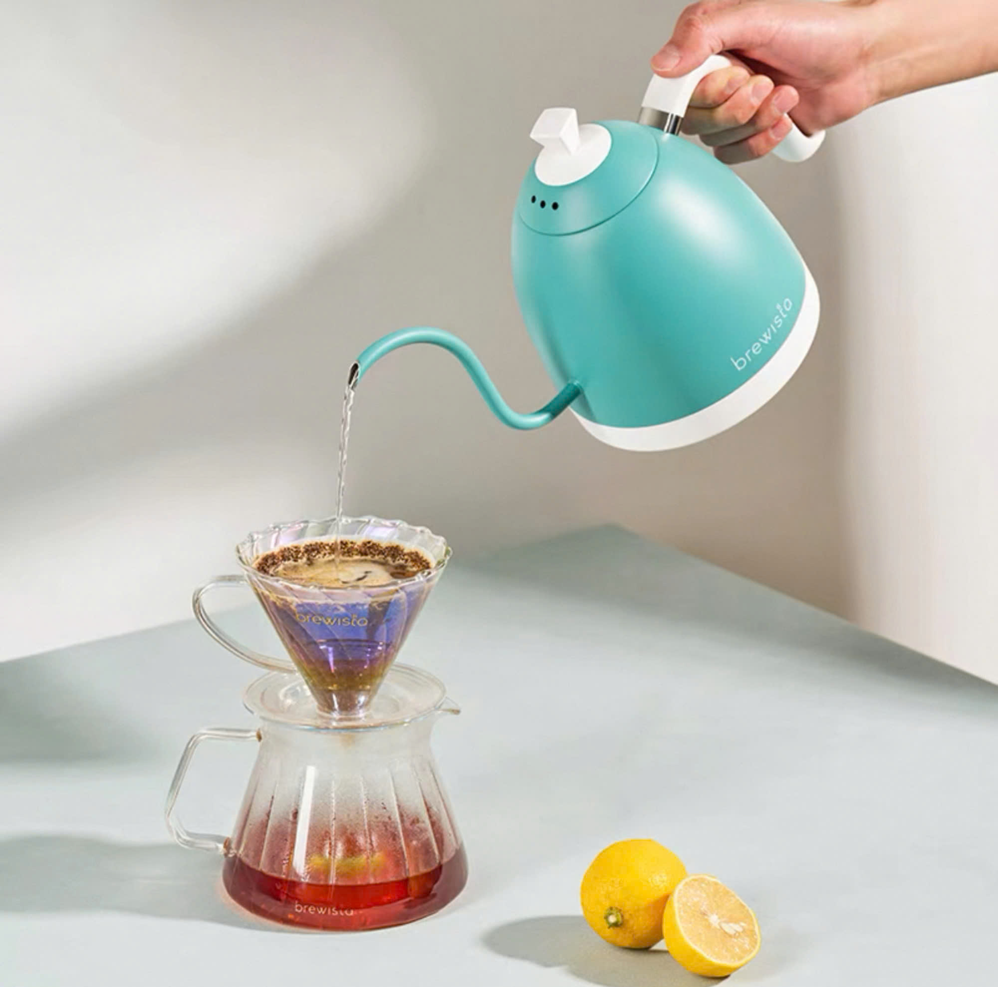 Hàng chính hãng ấm đun rót cà phê Brewista Artisan 600ml Gen 3 Pro 1500w  Aqua