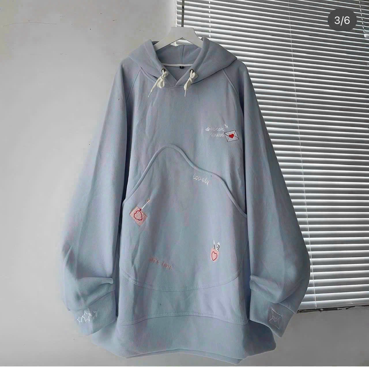 Áo Hoodie Phối Túi To Logo Thêu Có Nón Mũ 2 Lớp Rộng Unisex Nam Nữ Siêu Xinh - Áo Khoác Nỉ