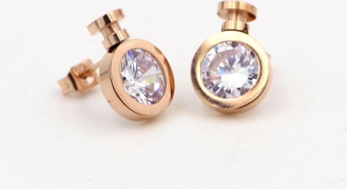 Bông Tai Titan Không Đen TT 0918