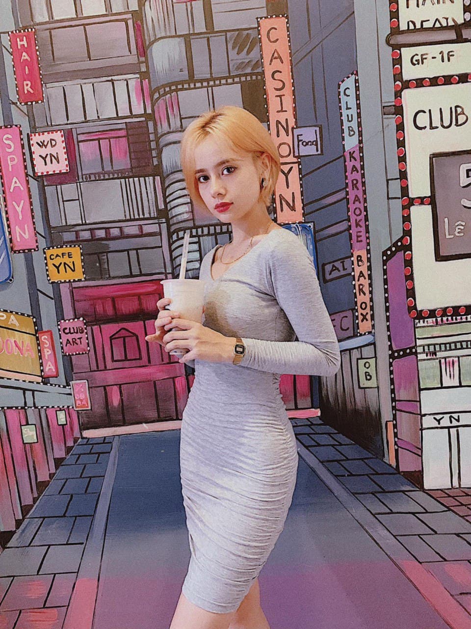 Đầm Body Tay Dài Hở Lưng