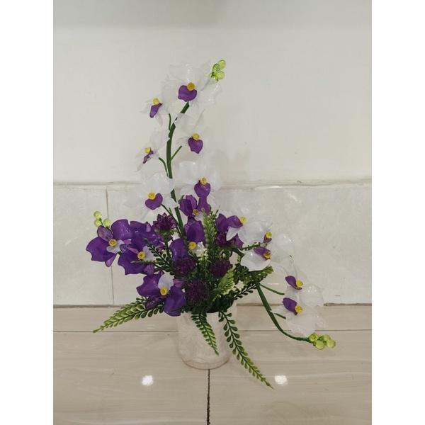 Chậu Hoa Lan trắng tím cao 40cm ngang 25cm