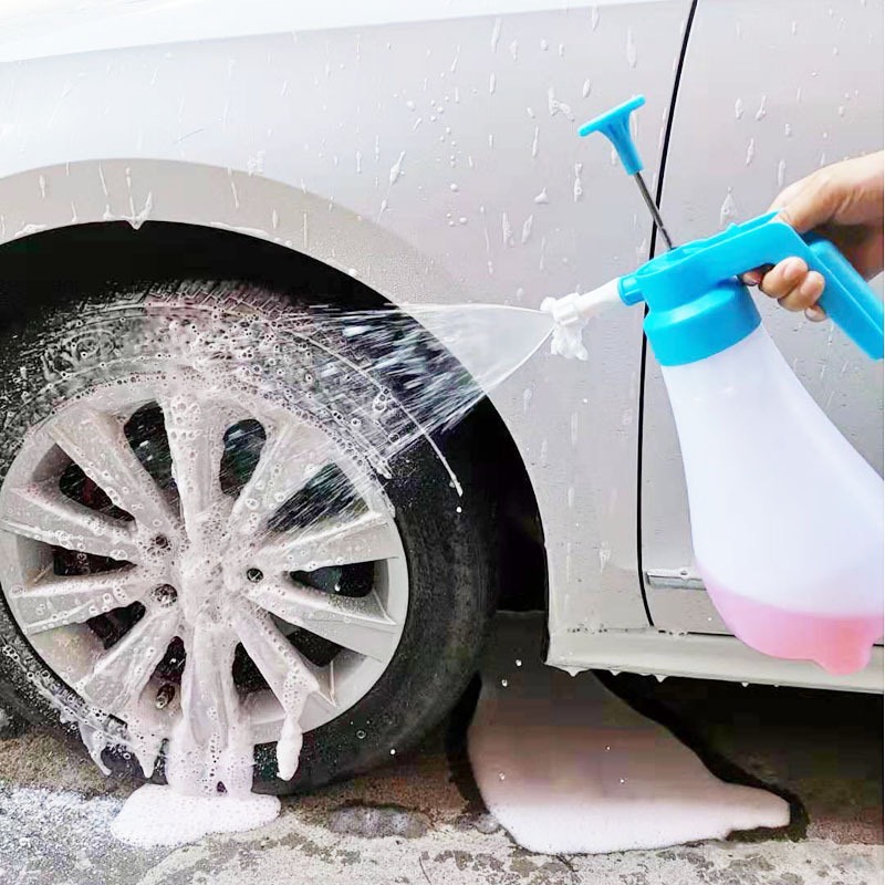 Bình xịt tạo bọt tuyết rửa xe ô tô xe máy cầm tay tiện lợi dung tích 1.8L TẶNG KÈM KHĂN LAU XE
