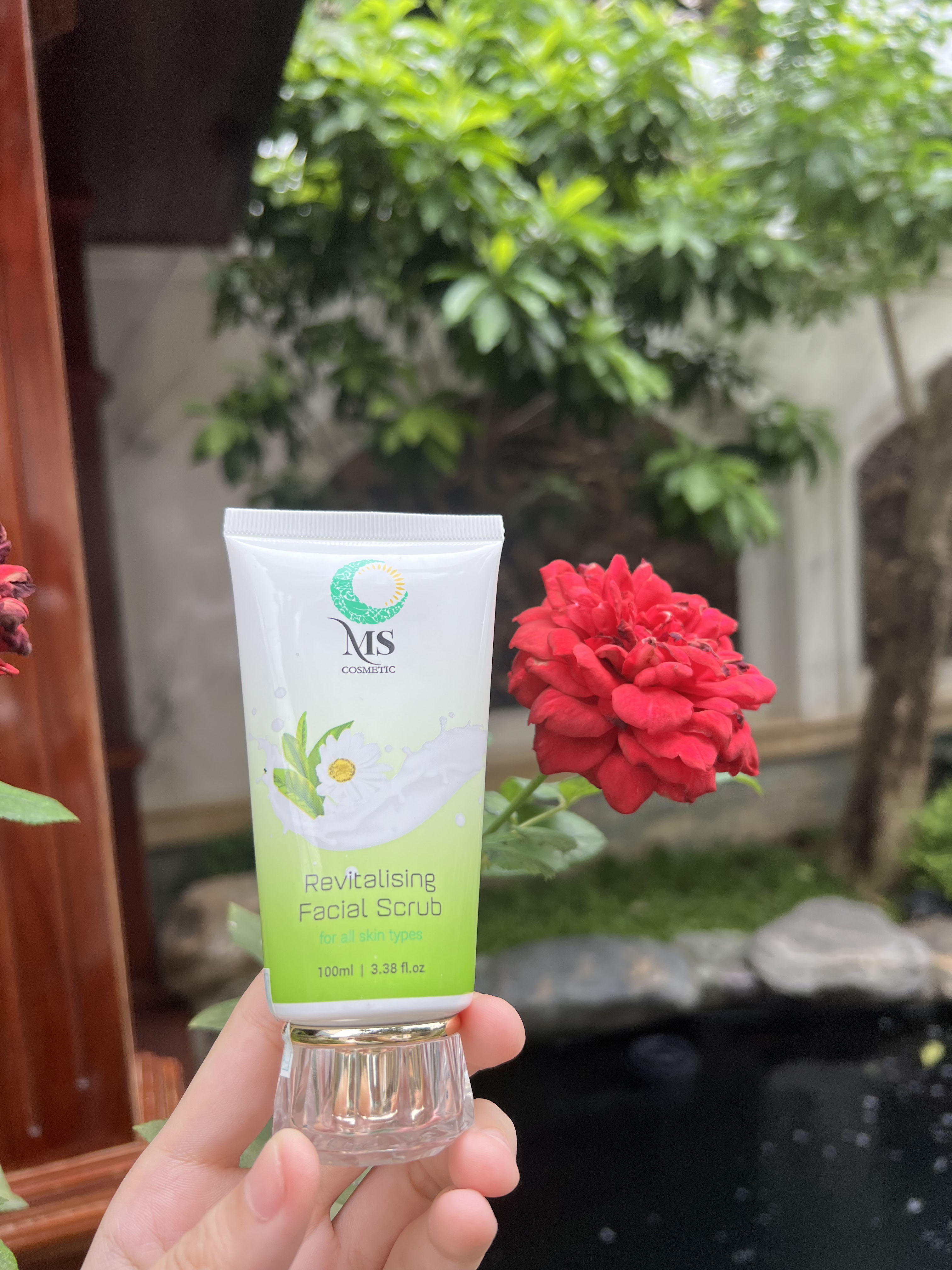 [Mua 2 Tặng 1] Mua 2 Hộp Kem Dưỡng Body MS Pearl Body Cream 200g Dưỡng Body Trắng Da Ngăn Ngừa Lão Hoá (Tặng 1 Tẩy Tế Bào Chết MS 100ml) - MỸ PHẨM MS COSMETIC