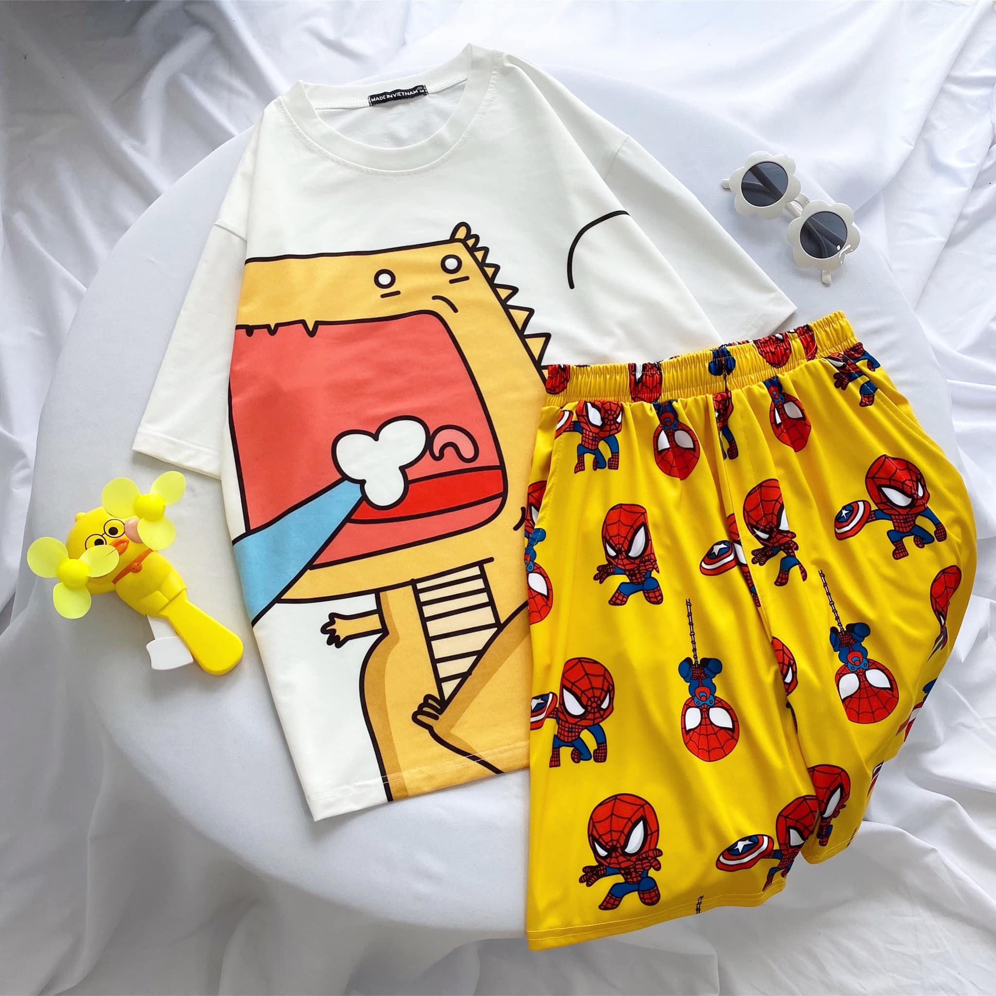 Quần Short Cartoon Unisex, Quần Đùi Hoạt Hình Loang Màu Phiên Bản Mới - MM