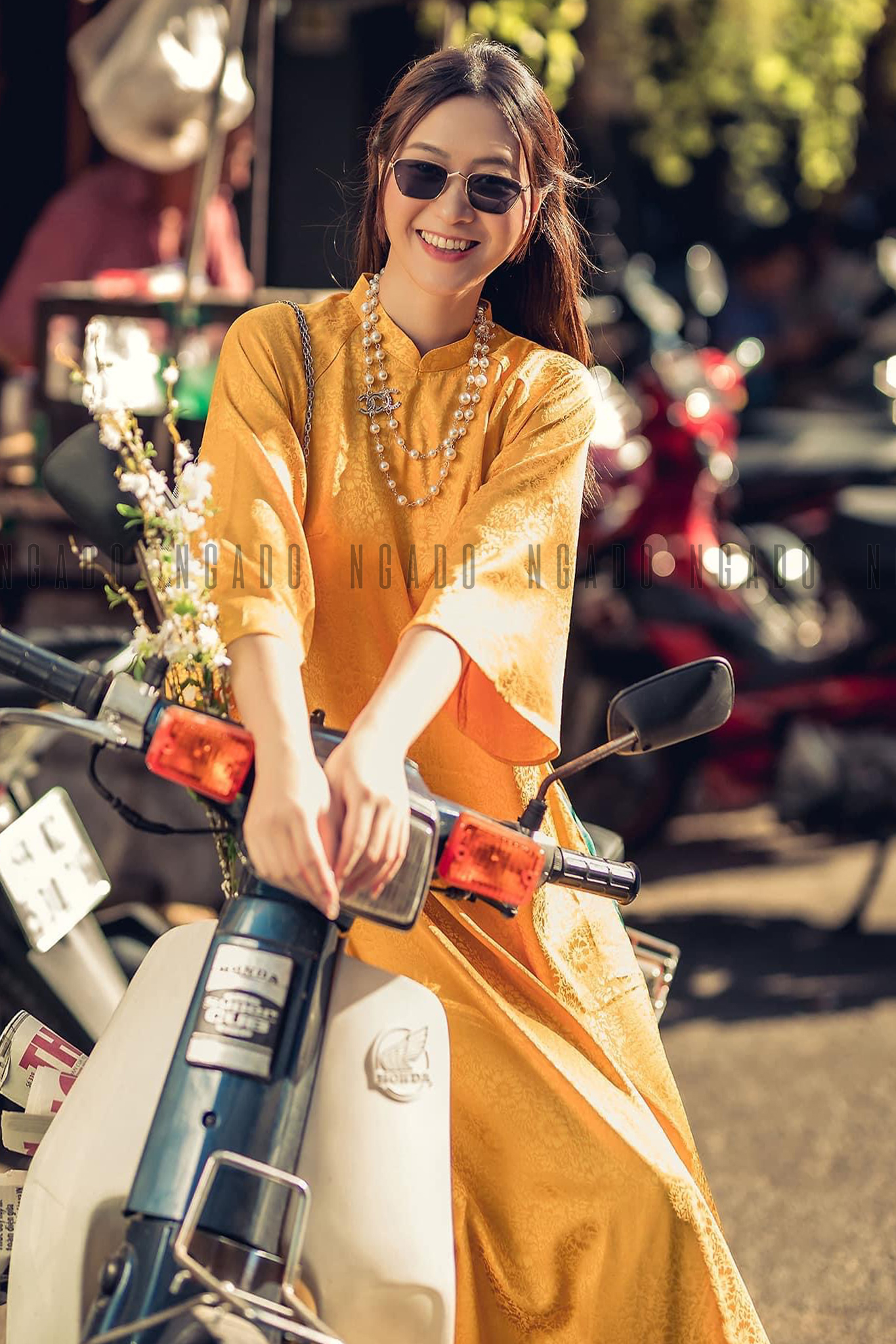 Áo dài Hoàng Hoa NGADO, áo dài nữ