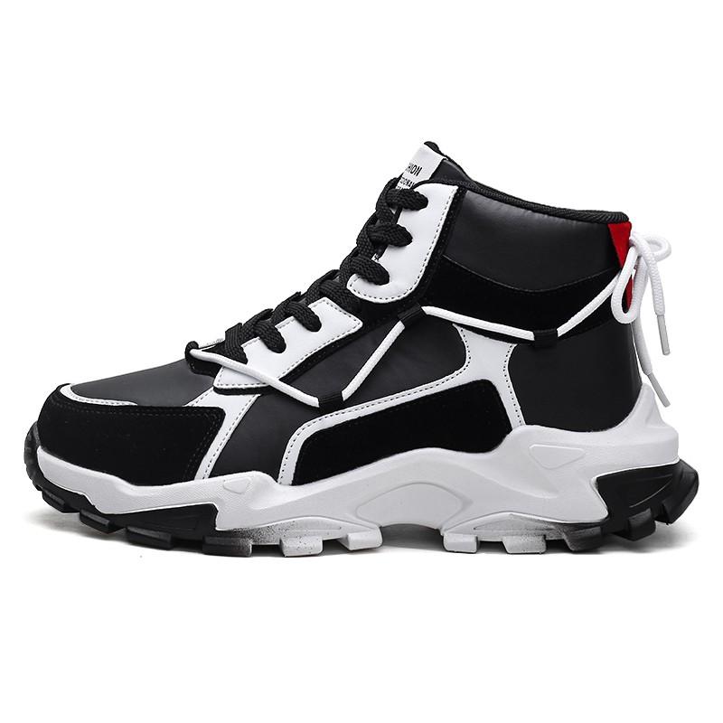 Giày sneaker thiết kế kiểu dáng độc đáo chuyên dụng để chơi thể thao