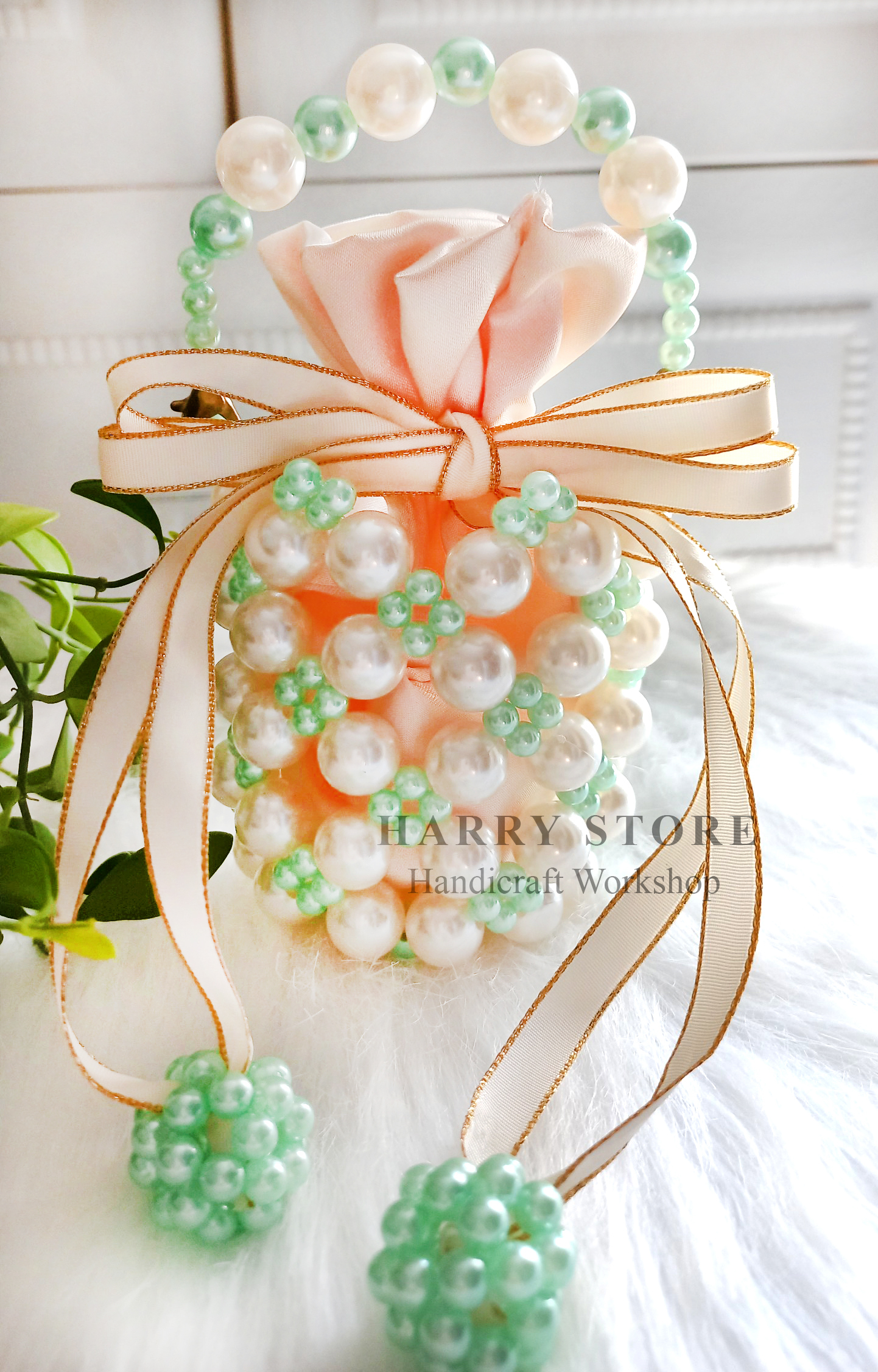 Túi handmade ngọc trai đeo chéo HRRB-XN size M dây đeo dài 110cm, đẹp lạ mắt cục kỳ sang trọng